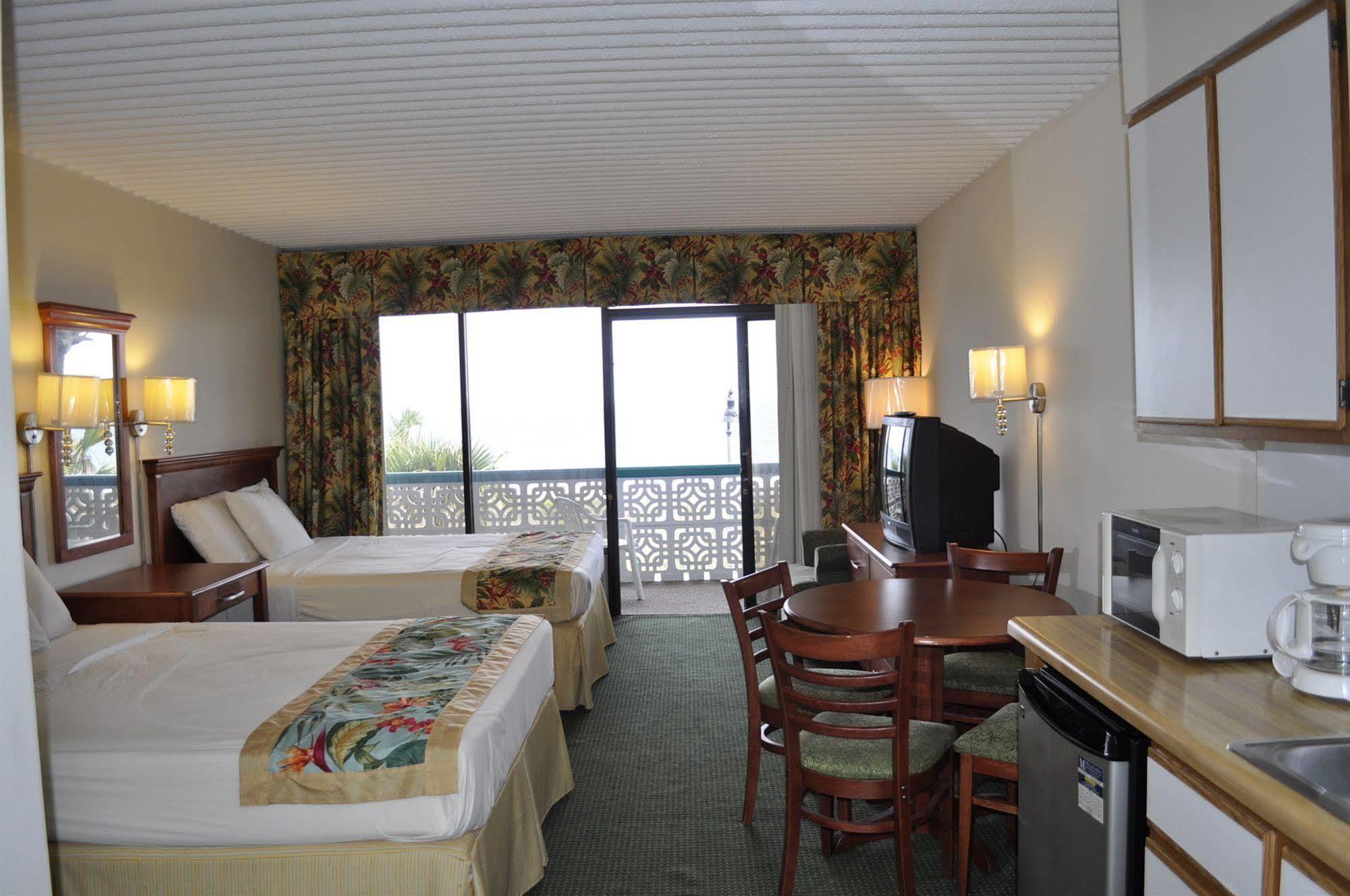 The Diplomat Family Motel Миртл-Бич Экстерьер фото